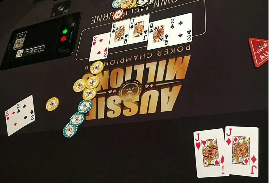 Samuli Sipilä Set Over Set at Aussie Millions